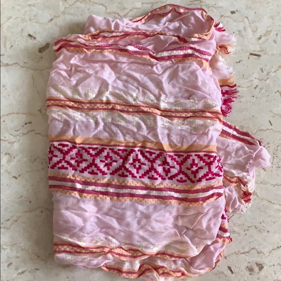 Scarf - Picture 1 of 1